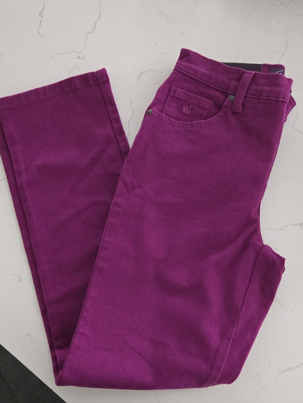 Amanda Magenta Jeans 2